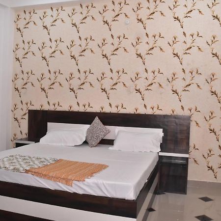 Shree Gorakhnath Guest House Ayodhya Exterior foto